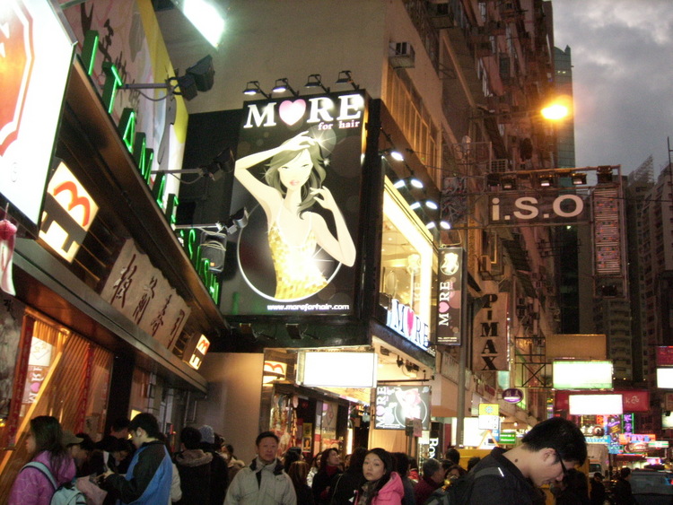 Brightness limitation of LED billboards