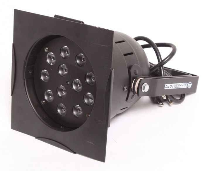 American DJ PRO38B LED RC PAR Can