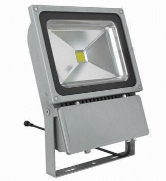 100W LED Floodlight Uses 1-piece Integrated High-power LED