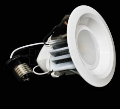 50 Watt-Equivalent 9 Watt 120 VAC Flood Cool White LED Downlight