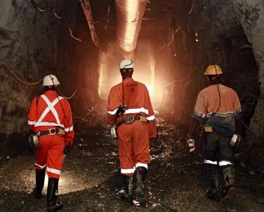 LED high bay light $12 billion market for mining