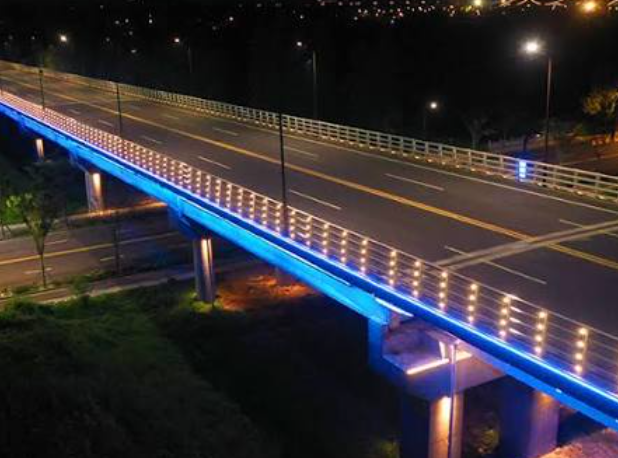 Streetlight Installation Completed on Dongjin Bridge in Qitaihe, Heilongjiang