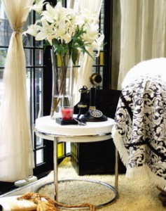 LED ceiling lamps: large international companies in power