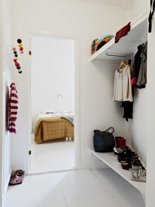 Constant current driver is no longer suitable for blue LED replacement light Constant current driver is no longer suitable for blue LED replacement light