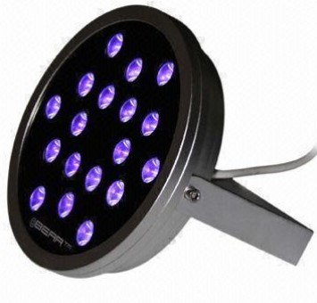 LED Floodlight with Low Voltage Running