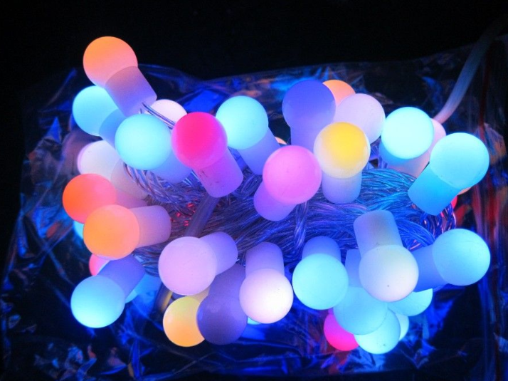 What are the factors that affect the price of LED lamp beads?