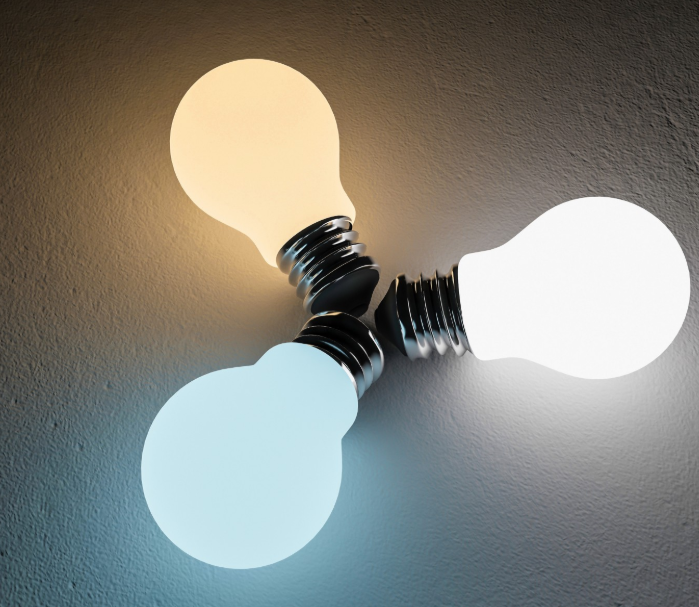 What issues do consumers often pay attention to when purchasing LED lighting fixtures?