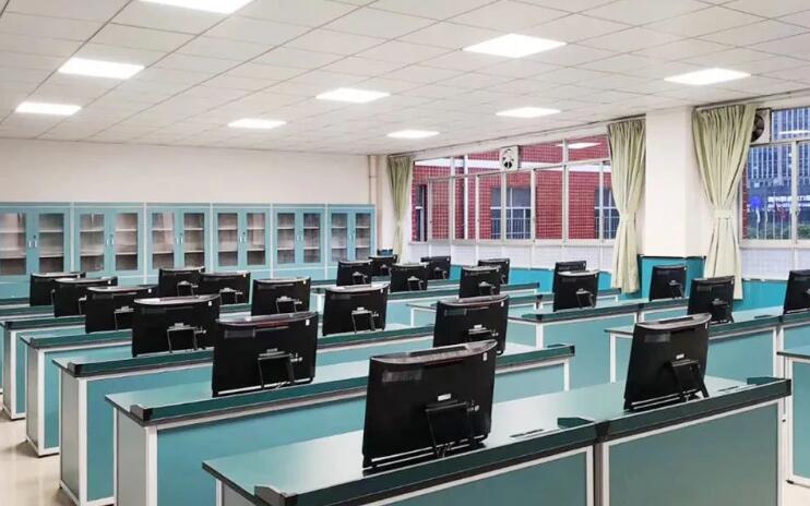 Fengyi Primary School in Yixing City, Wuxi, Jiangsu Province completed the classroom lighting renovation project