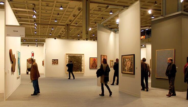 Art gallery lighting enters the industry standard research stage