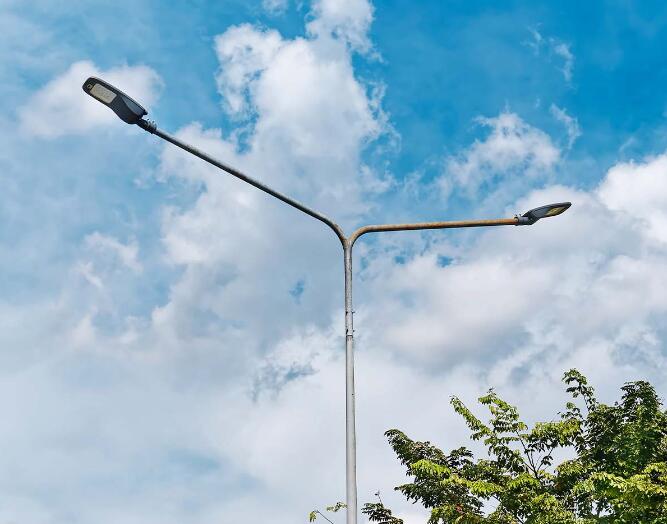 Hengyang City Street Lamp Management Office takes multiple measures to promote smart lighting business