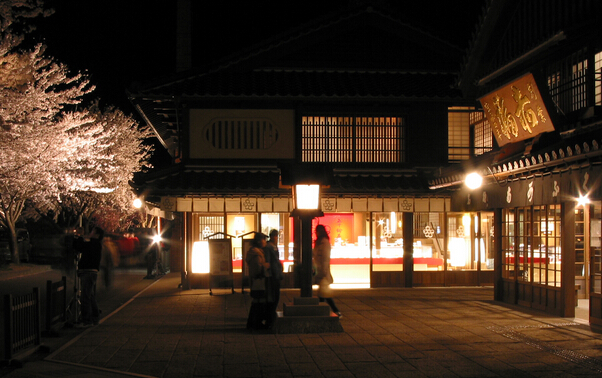 Rational use of LED lighting performance architectural features