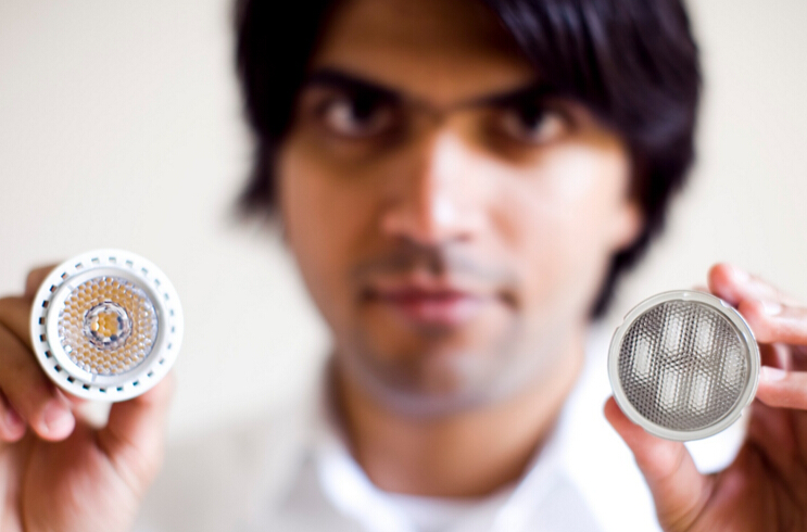 EU will delay the ban of halogen bulbs for 2 years
