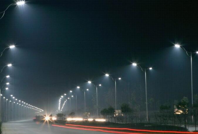 Shandong Road, Dalian replace 110 sets of LED street lights