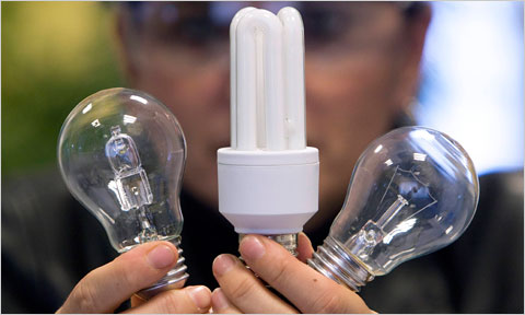Does the fluorescent lamp need to be replaced by an LED bulb