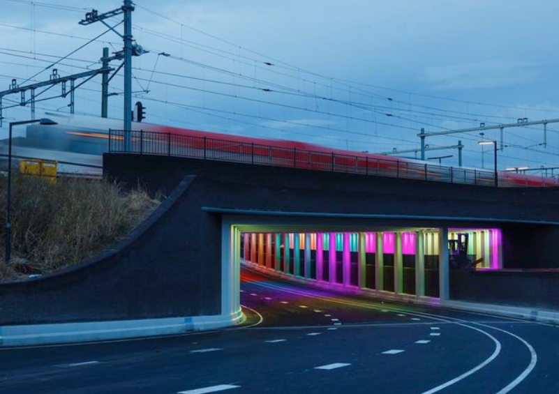 LED lighting illuminates Beijing Chang'an Avenue underground passage
