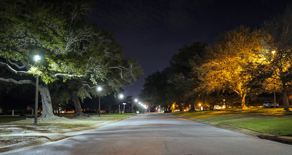 India speeds up the pace of installation of LED street lights