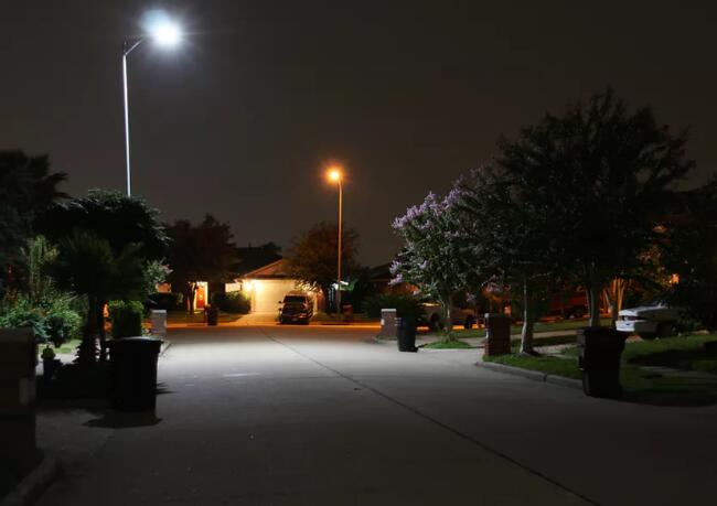 Advantages of solar led street lights