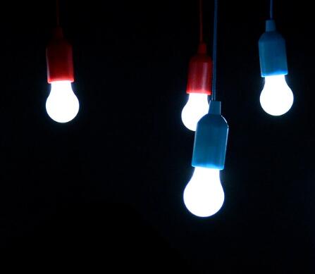 British new invention: LED light bulbs with 40 years lifespan