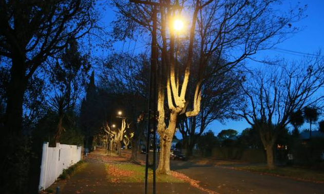The Australian Capital Territory replaces old-fashioned street lights with LED lights