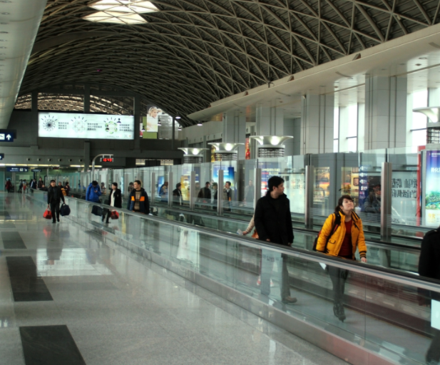 Ulanhot Airport installed solar panels for street lights