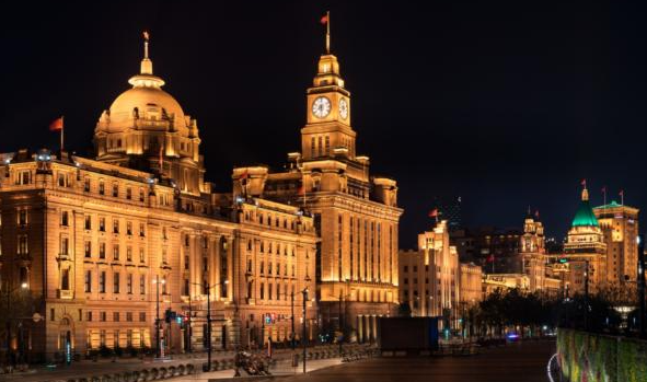 Two red landmark buildings in Shanghai use Philips LED lighting products