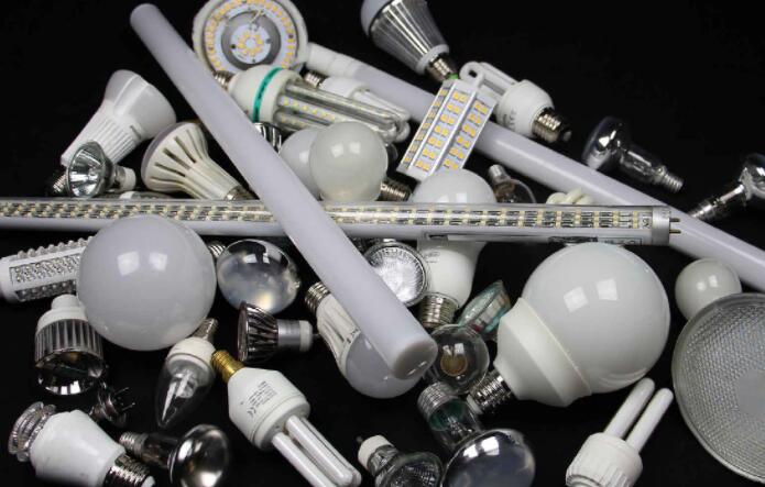 Recycling and processing methods of waste LED lamps