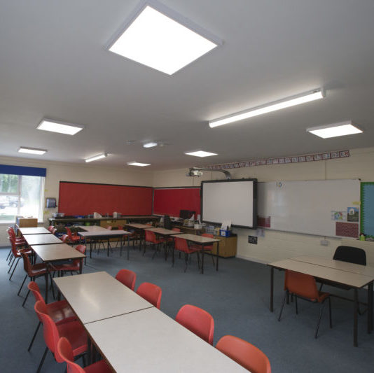 Taitung County Sanminguo Primary School replaced more than 200 sets of LED lamps