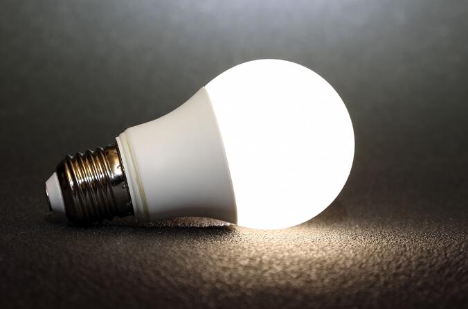 More than 5,800 non-LED lamp holders in Ningbo, Zhejiang will undergo a major transformation