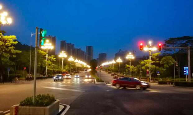 Guangzhou Panyu District installed a road lighting intelligent management platform for street lights