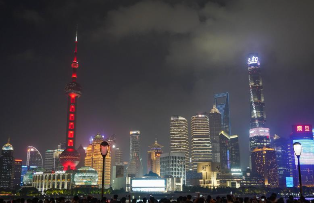 The landscape lighting of some sections of Siping Road in Yangpu District, Shanghai has been upgraded