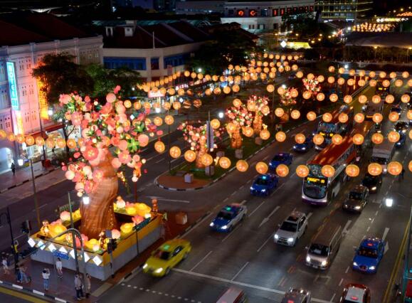 Road lighting and brightening operation in Leiming Town, Ding'an County, Hainan