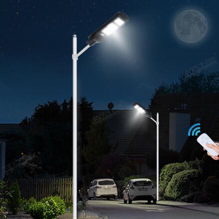 90 solar LED street lights illuminate Yulin, Guangxi