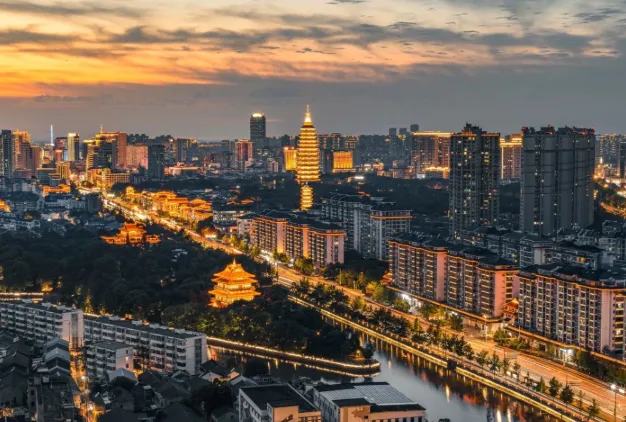 Over 2,600 Streetlights Replaced in Pingchao Town, Tongzhou District, Nantong, Jiangsu Province
