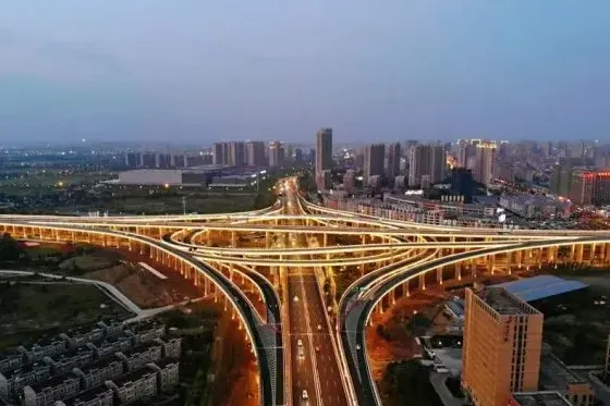 Desheng Expressway and Qiushi Expressway in Hangzhou to Undergo Lighting Upgrades