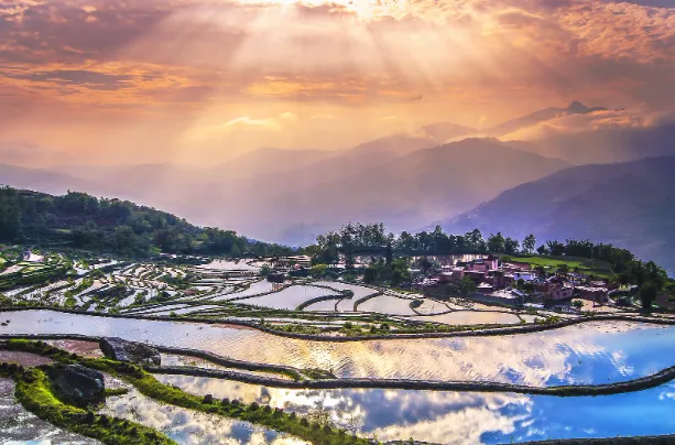The nighttime lighting upgrade of Guangci Lake in Jianshui County, Honghe Prefecture, Yunnan Province