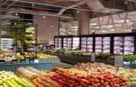 Convenience store partners with LED vertical farm company