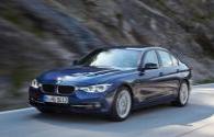 The sea for the BMW 3 series is equipped with LED headlights